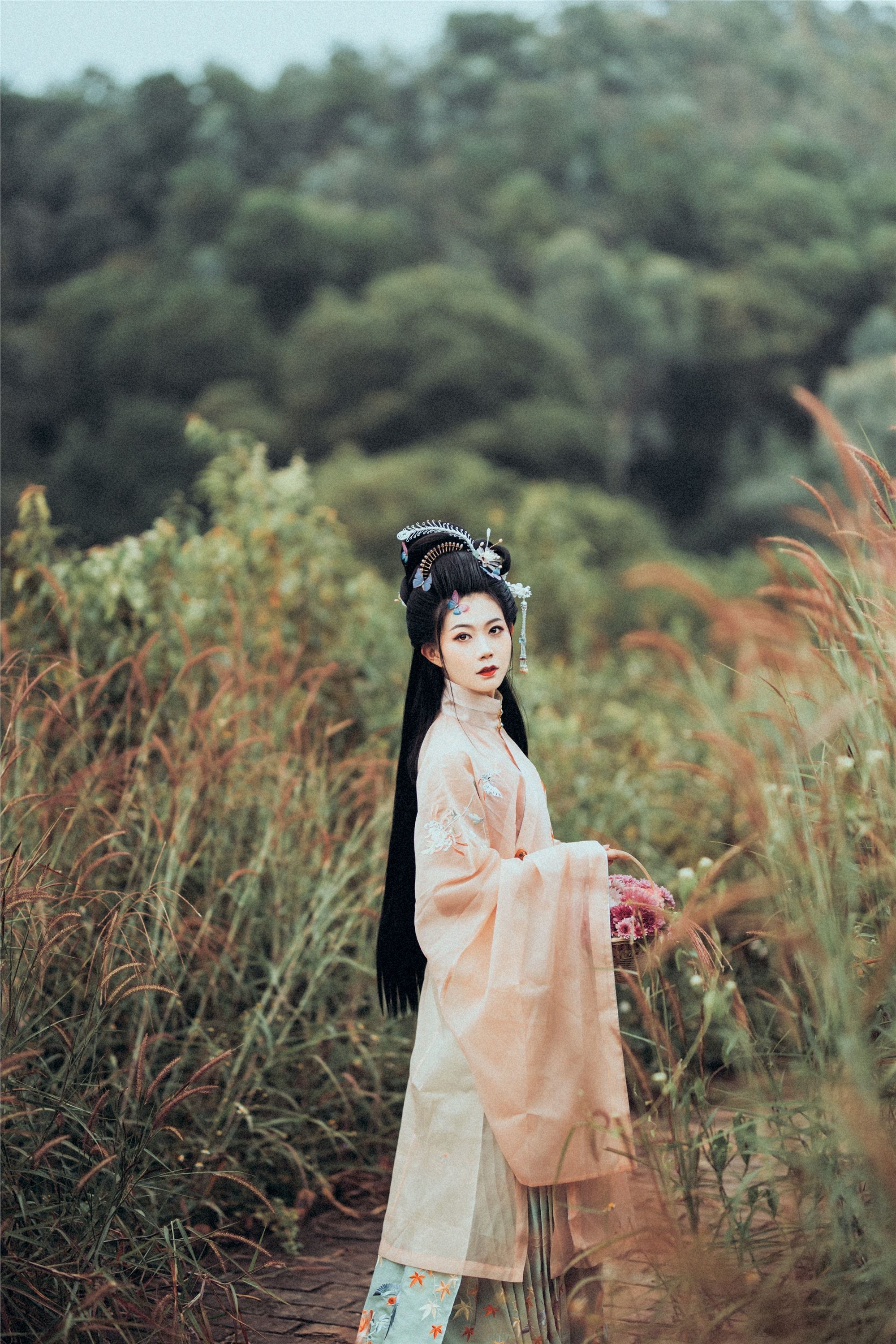 YITUYU艺图语 2021.09.07 撷芳晚 兔小白